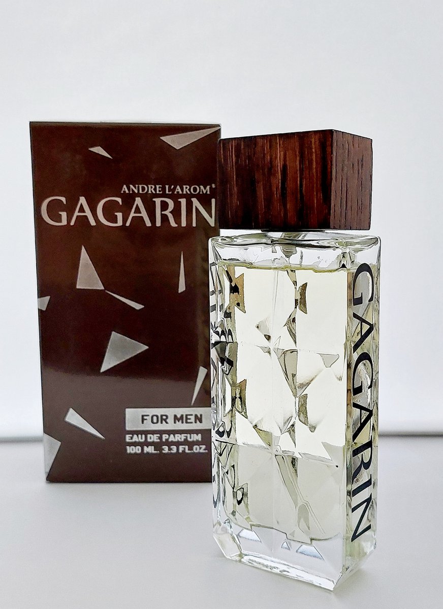 Goedkoopste CADEAU TIP - Franse Gargarin - een kruidige Eau de parfum - in een schitterende kristallen fles - met Kaneel, Saffraan - met Gratis broekzak verstuiver.