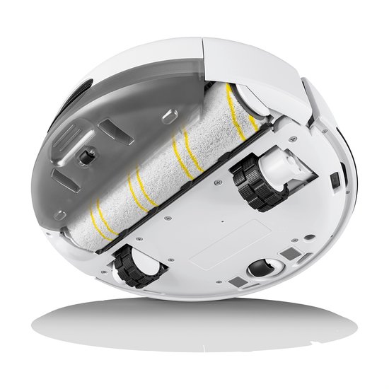 Onderkant van witte Kärcher robotstofzuiger, met draaiende borstels en wielen.