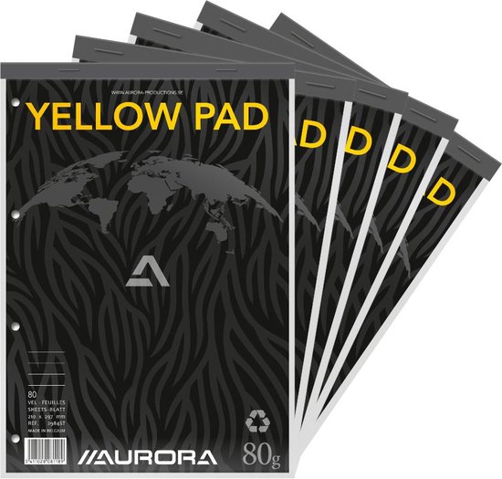 Vijf gesloten 'Yellow Pad' notitieblokken met wereldkaartmotief, op een rij.
