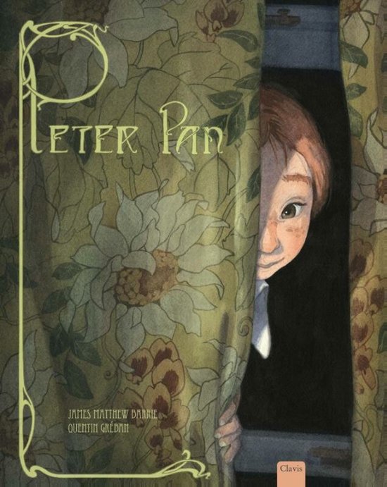 Boekcover: Peter Pan kijkt nieuwsgierig om het gordijn heen. De illustratie toont een jongen met rood haar en sproeten. Het gordijn heeft een bloemenpatroon.