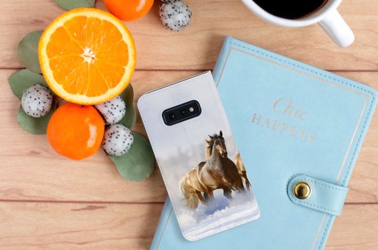 Samsung Galaxy S10e Uniek Standcase Case Paarden