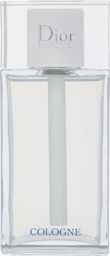 Dior Homme Cologne, een heldere fles met zilveren dop en de tekst 'COLOGNE' in blauwe letters.