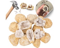 Partizzle 25x Ruwe Bergkristral Geodes - Zelf Open Maken - Kristallen / Edelstenen Mineralen Maken - Uitdeelcadeautjes Voor kinderen - Grabbelton Traktatie Cadeautjes - Medium 2/4 cm