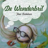 Meisje met bril denkt aan 'De Wonderbril' van Thea Dubelaar, omringd door vissen en waterplanten.