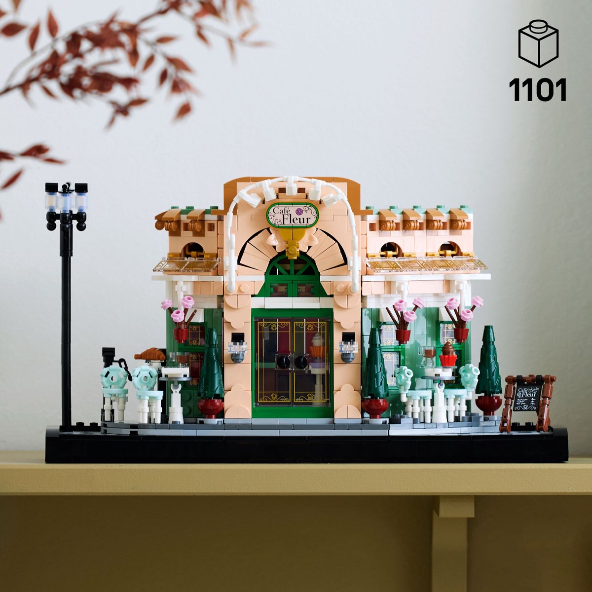 LEGO® Icons Frans café - Parijse decoratie - 10362 — afbeelding 6