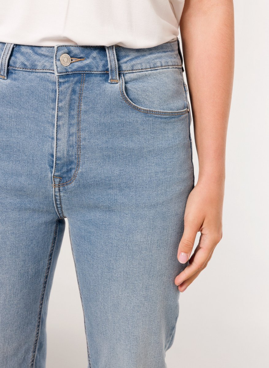BASE LEVEL Anneli Bottoms - Light Blue - maat W38 / L28
