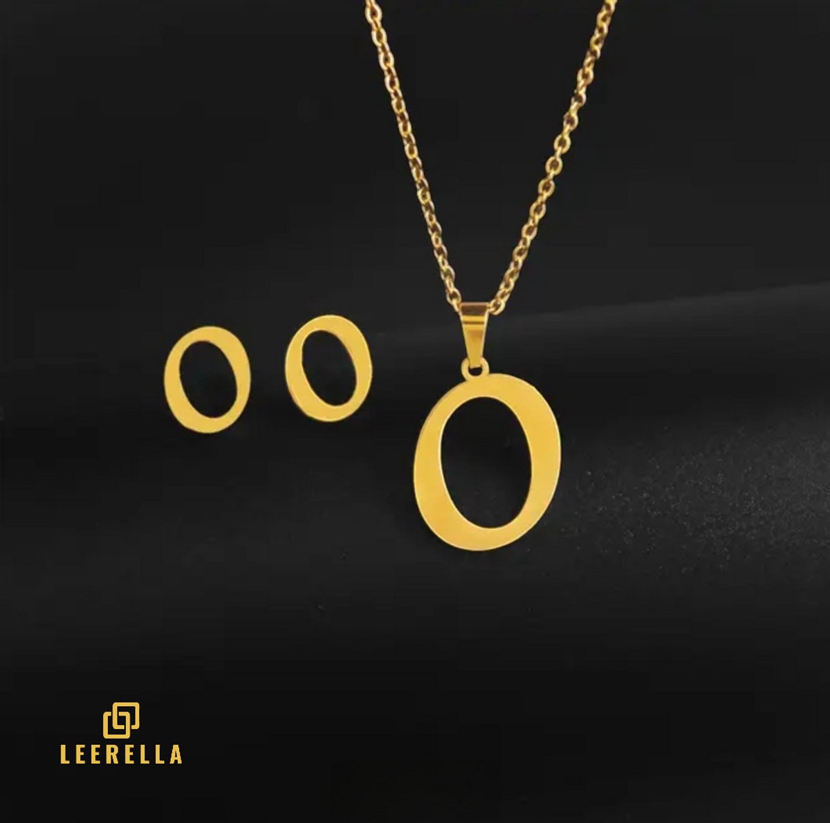 Leerella | O | Luxe Goudkleur Initialen Ketting & Oorbellen Set - Roestvrij Staal - Letters A t/m Z - Persoonlijke Sieraden voor Elke Gelegenheid Moederdag, Valentijnsdag en Verjaardag Cadeau Ketting 45 cm
