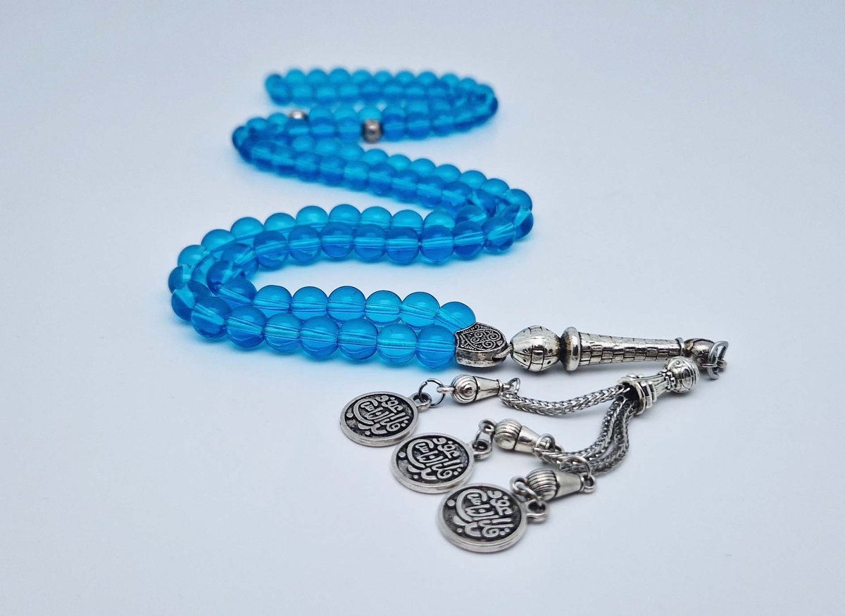Handgemaakte tesbih "Tasbih" natuursteen " Blauwe kwarts " - Aantal kralen 99 - Diameter kralen 8MM - met metaal tassel "Qul aeuidh biallah" - Een mooi cadeau-idee