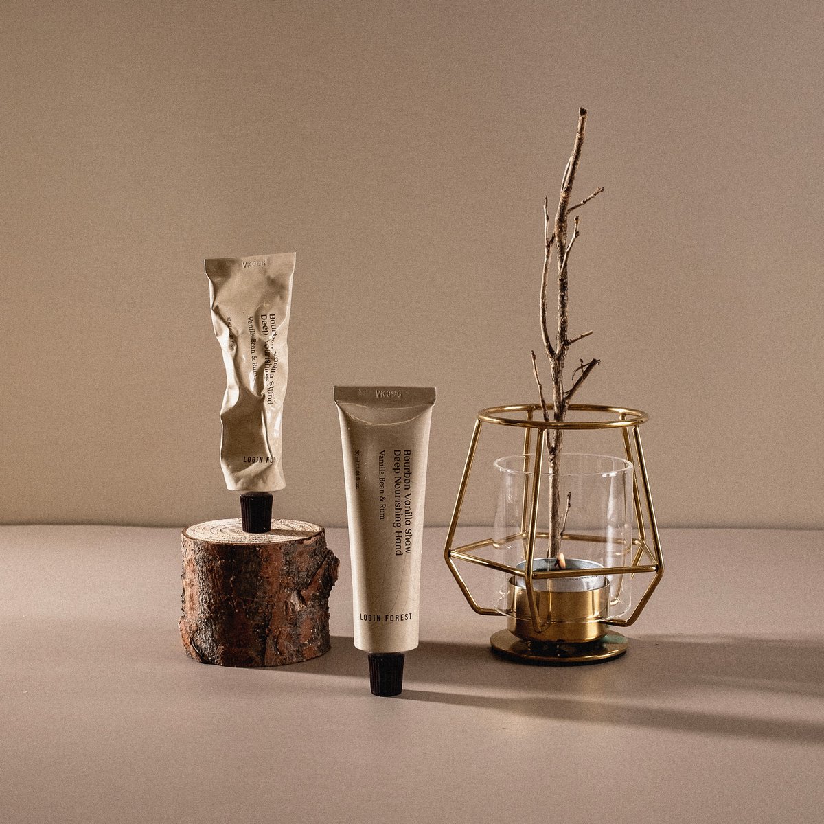 Login Forest - Bourbon Vanilla Shaw - Deep Nourishing Hand - Moisturizing - Protecting