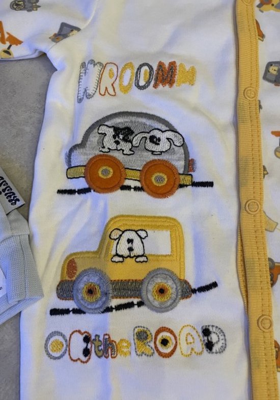 Maminobaby.nl - Baby Geschenkset jongens | | Auto’s | Newborn | Pyjama | Deken | Babyslofjes | Kraamcadeau | Babyshower — afbeelding 5