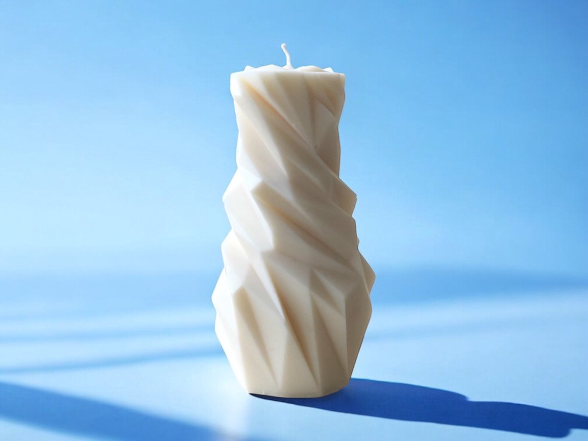 BAM decoratieve kaars onregelmatige vorm - 16 cm hoog