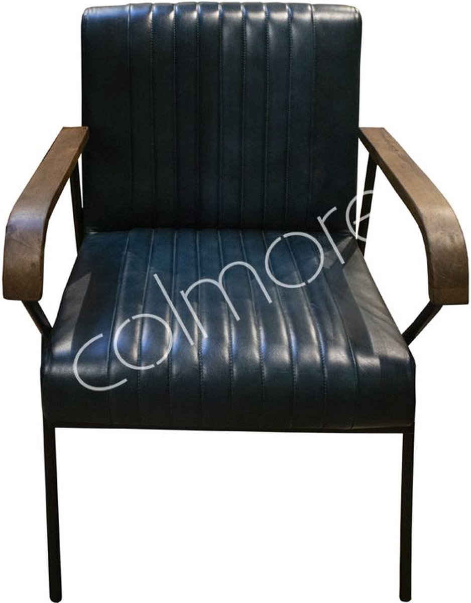 Colmore by Diga blauwe leren stoel met zwarte poten en houten leuningen 60 x 67 x 80 cm