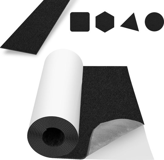 Rouleau de feutre noir avec dos blanc et carrés, hexagones, triangles et cercles noirs séparés.