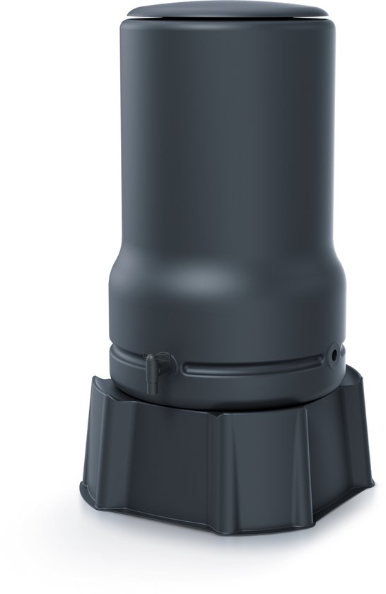 Réservoir d'eau de pluie noir avec robinet et base élargie, isolé sur un fond blanc.