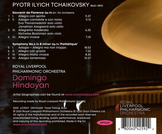 CD-hoes met tekst van Tsjaikovski's Symfonie nr. 6 in b mineur 'Pathétique', met de Royal Liverpool Philharmonic Orchestra en Domingo Hindoyan.