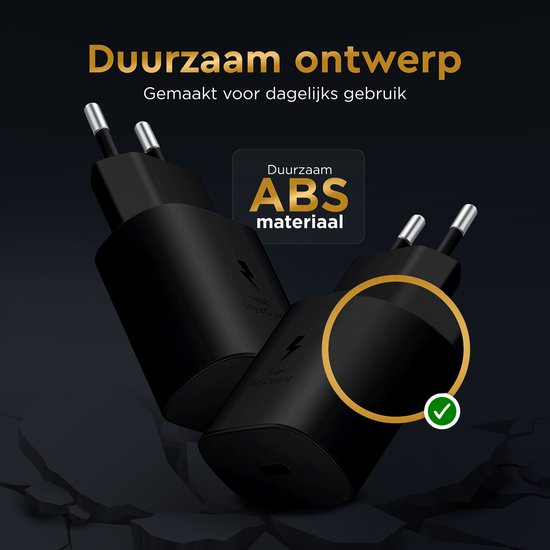 Deux chargeurs USB-C noirs 45W, "Matériau ABS durable"