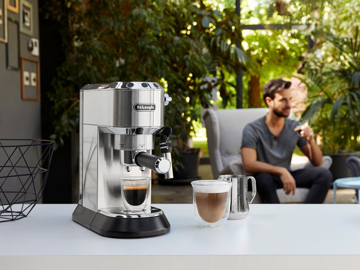 De'Longhi - Barista Pack - Dedica Style EC685.M en Koffiemolen KG521 - Inclusief melkkan, tamper en uitklopbak thumbnail 7