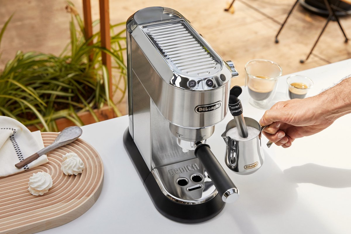 De'Longhi - Barista Pack - Dedica Style EC685.M en Koffiemolen KG521 - Inclusief melkkan, tamper en uitklopbak thumbnail 6