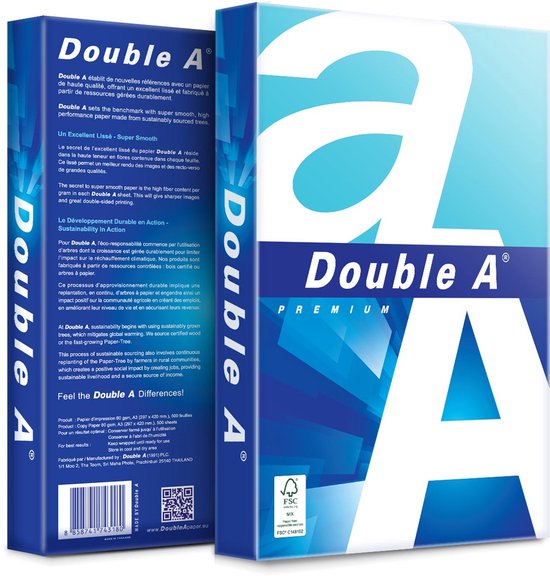 Zij- en voorkant van een doos Double A A3 papier. De doos is blauw met een grote witte 'a' en informatie.