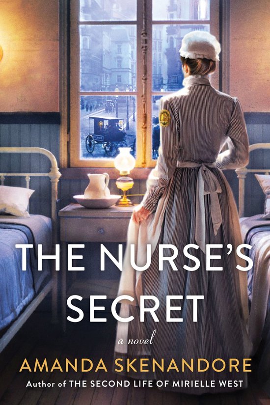 Boekcover 'The Nurse's Secret' met een verpleegster in gestreepte jurk en schort voor een raam met uitzicht op een straat.