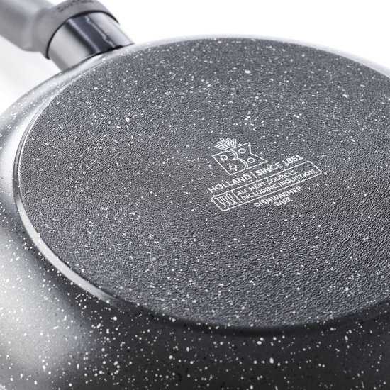 BK Universe Koekenpan 28cm - PFAS-vrije antikleeflaag - Koekenpan inductie - Keramische koekenpan - Ovenbestendig tot 160°C - Koudgreep - Zwart/Graniet
