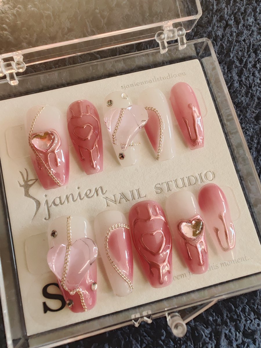Sjanien Nail Studio Handgemaakte Press On Nails 3D Hart, Roze Ombre, Glanzende, Ketting, Lang - Coffin, 10 Stuks, Maat S