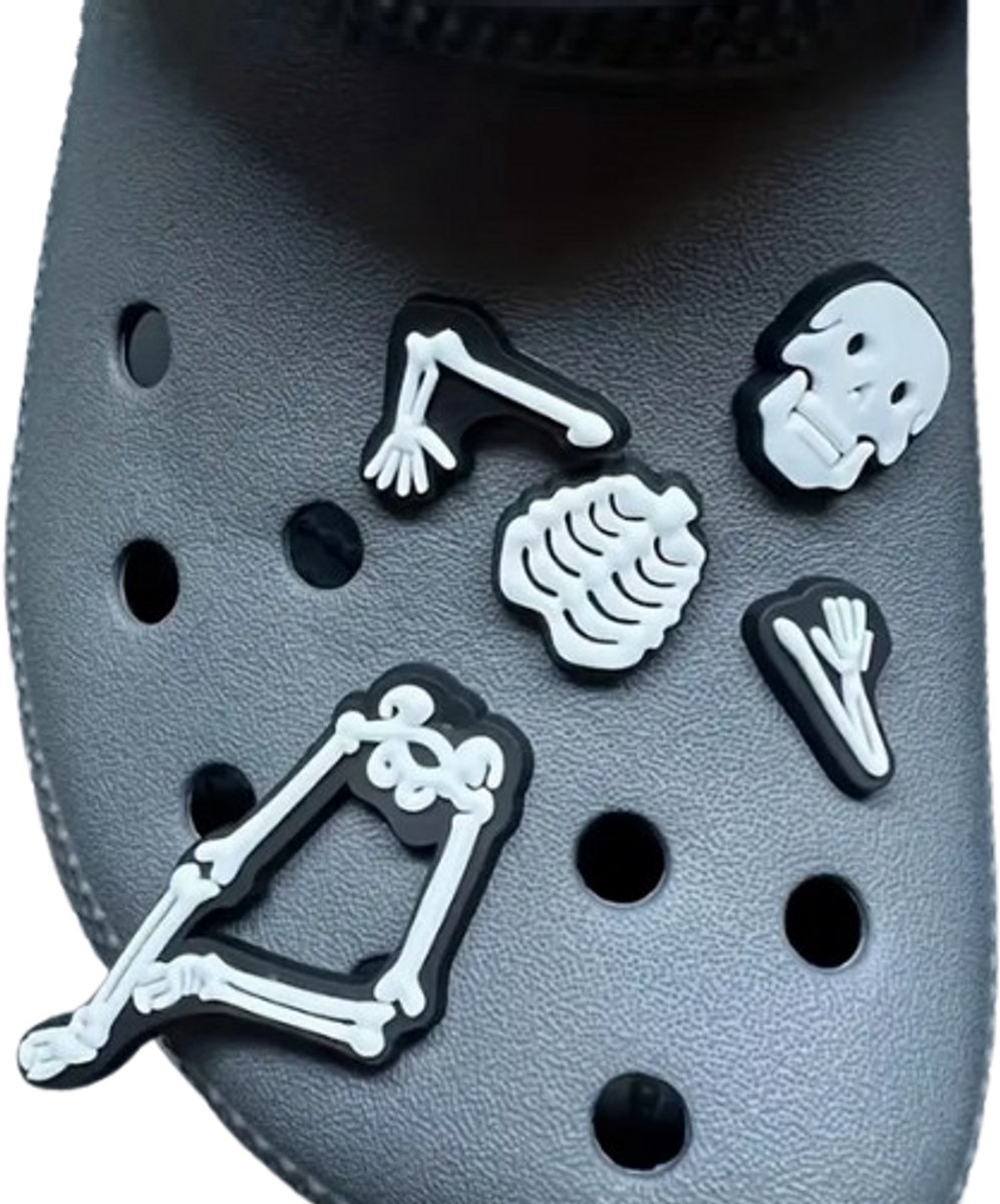 Schoen pins skelet - charms skelet - skelet voor klomp - schoen accessoires - schoenbedels skelet - 0ok geschikt voor crocs