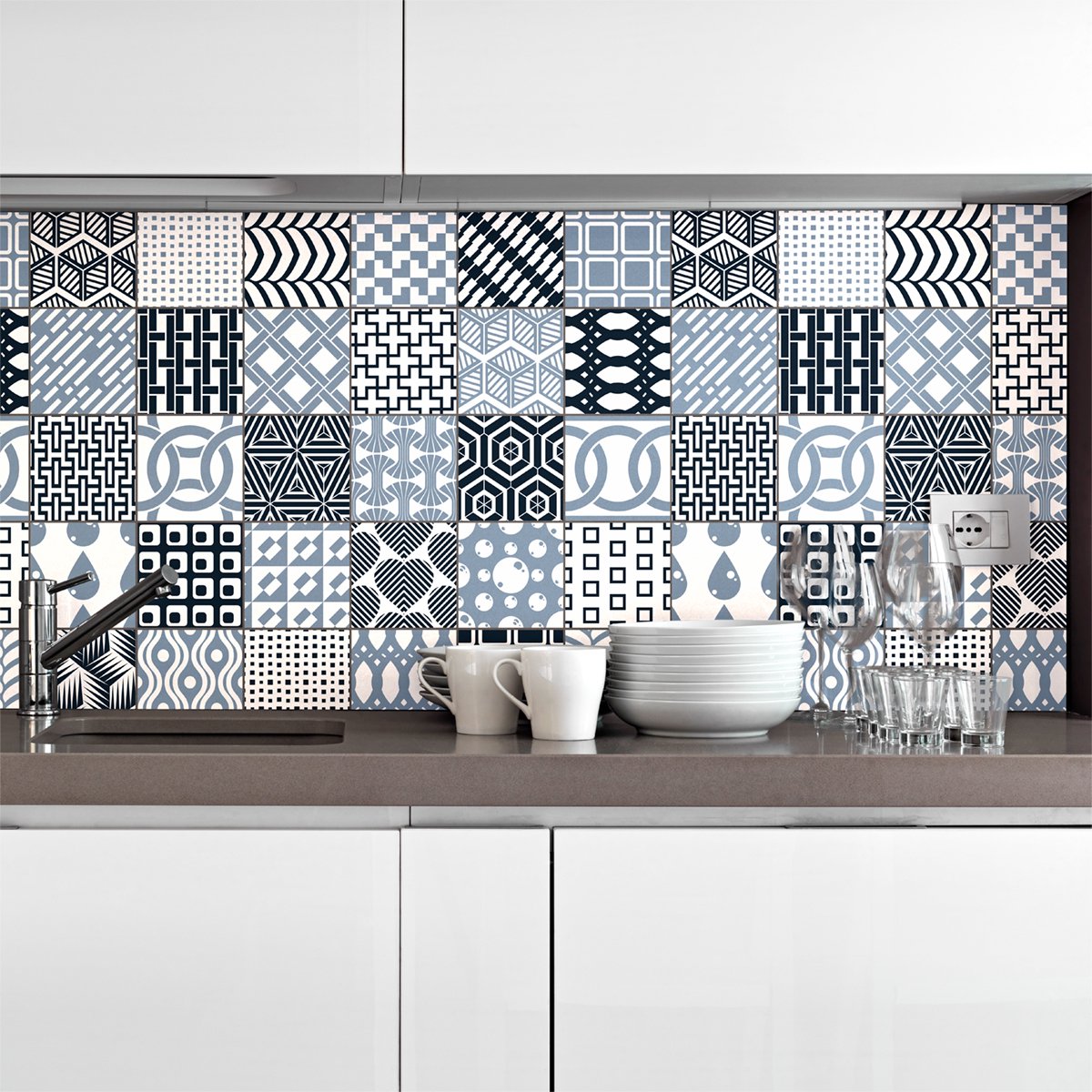 Ambiance Sticker Zelfklevende muurtegelstickers voor keuken en badkamer - 30 Scandinavische tegelstickers, Helsingborg-stijl - 30 stickers, 10x10 cm Multi color