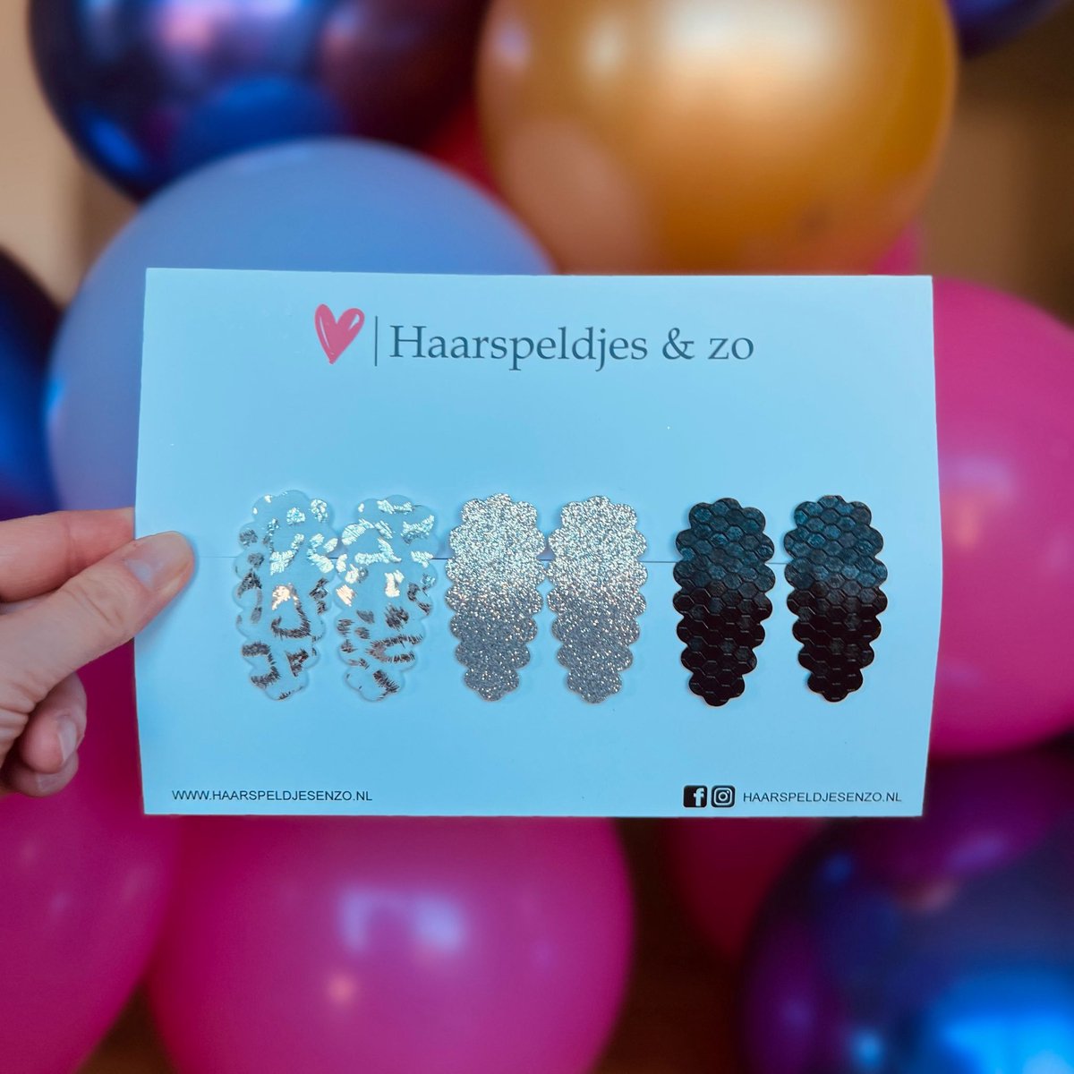 Haarspeldje Liz - golvend - setje - zwart - zilver - 4 cm speldjes