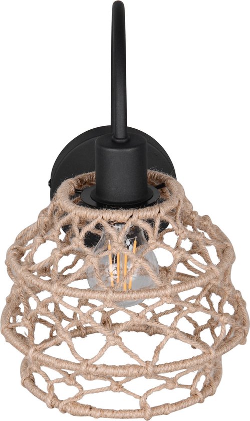 Zwart metalen armatuur met kap van naturel touw in macramé-stijl, E27 lamp zichtbaar.