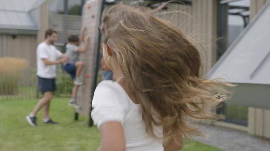 BERG Playbase Wall Multifunctioneel Speeltoestel - Muurbevestiging - Zwart