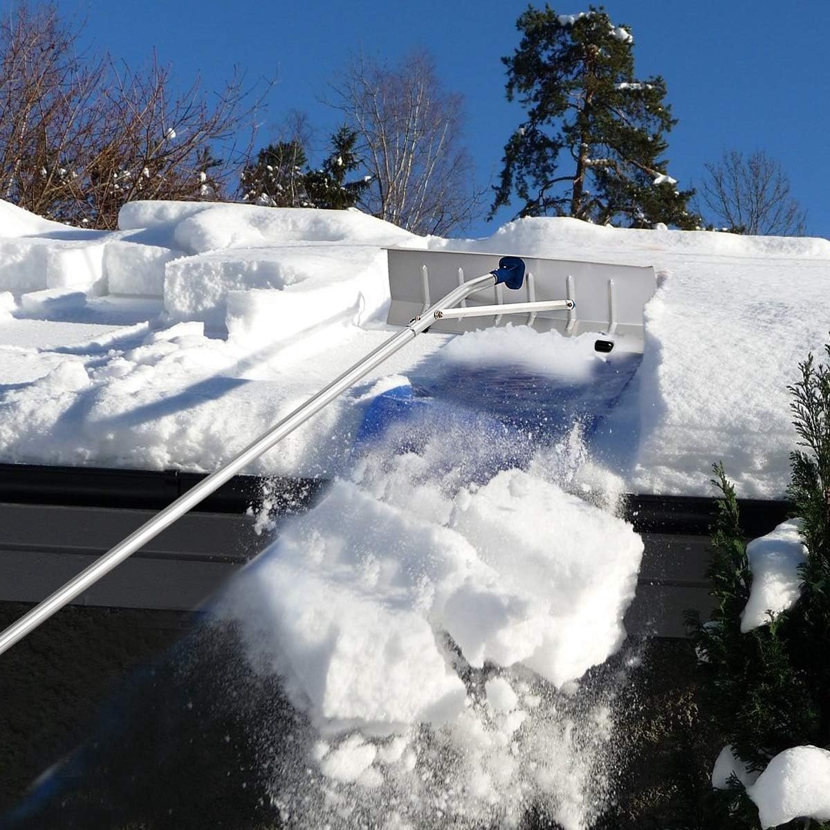 COSTWAY Sneeuwschep met hulpgreep, 135 cm lange sneeuwschuiver met 45
