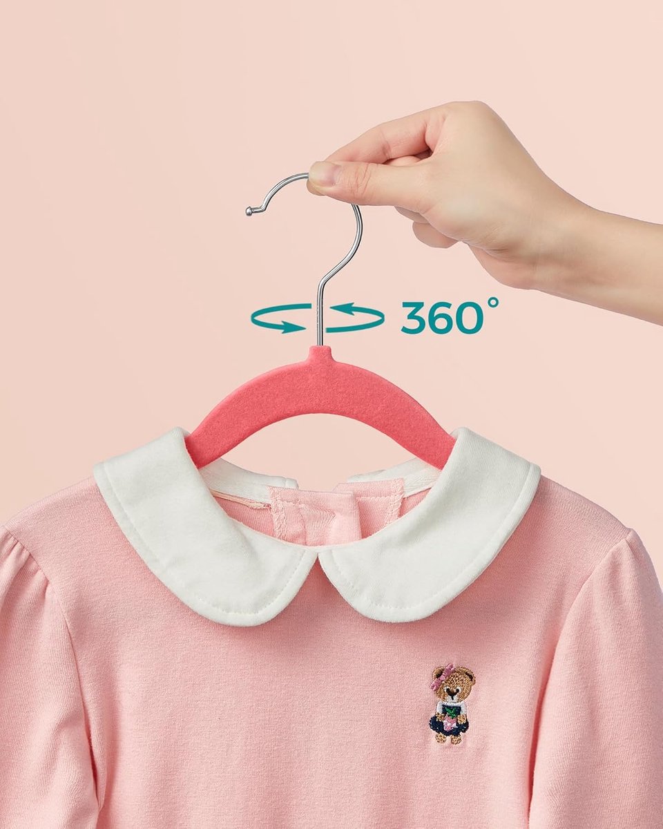 Candala Kinderkleerhangers, set van 50 kleerhangers, fluweel, kleerhangers voor kinderen en baby‘s, 360° draaibare haak, zilverkleurig, ruimtebesparend, antislip, voor kledingkast, aardbeirood