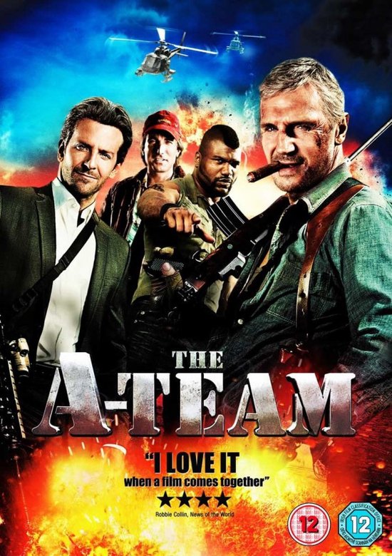 De filmposter van "The A-Team" toont de vier stoere mannen, waaronder Bradley Cooper, met wapens en helikopters, omringd door vuur.
