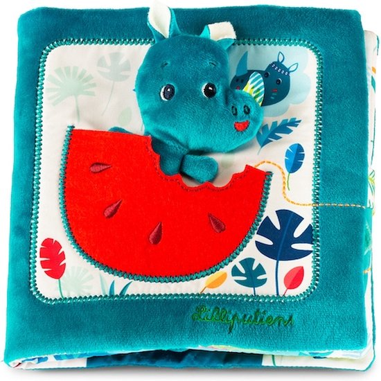 Een gesloten stoffen kinderboek in turquoise met een nijlpaardje en een stuk watermeloen.