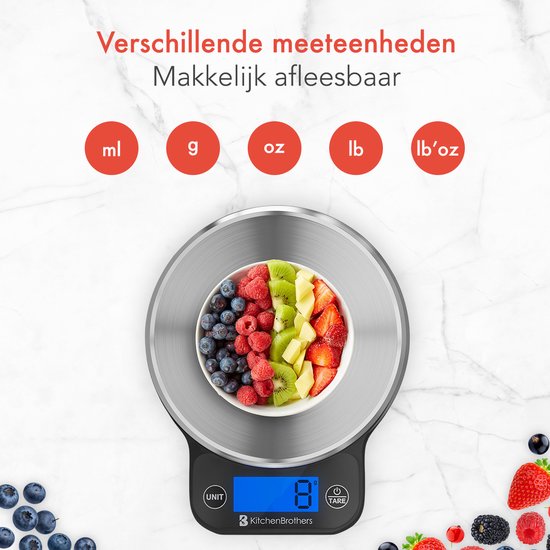 RVS keukenweegschaal met schaal vol bessensalade. Toont weergaven ml, g, oz, lb, lb'oz. Display '8'.