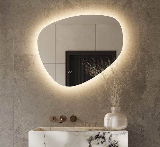 Badkamerspiegel asymmetrisch inbouw led verlichting en anti-condens