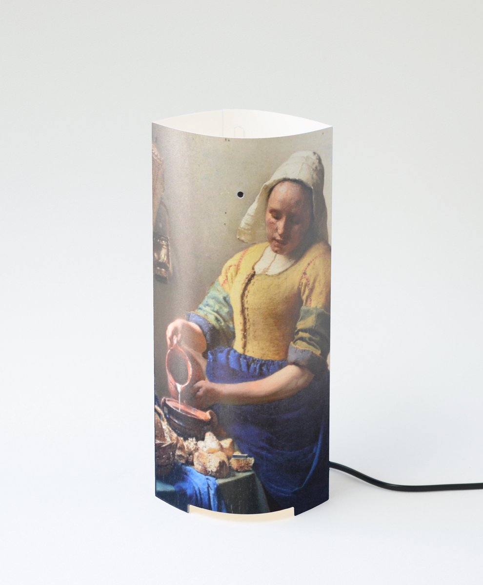 Packlamp Tafellamp normaal Het melkmeisje Vermeer 30 cm hoog ø12cm Inclusief Led lamp
