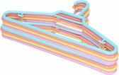 12x Pastel gekleurde kledinghangers 27 cm voor kinderkleding - Kledingkast - Kunststof klerenhangers - Kledinghangertjes