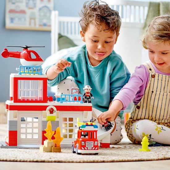 LEGO DUPLO Brandweerkazerne & Helikopter - 10970 — afbeelding 3