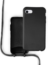 Coverzs Silicone case met koord - Telefoonhoesje met koord - Backcover hoesje met koord - touwtje - geschikt voor Apple iPhone 7/8/SE 2020 / SE 2022 - zwart
