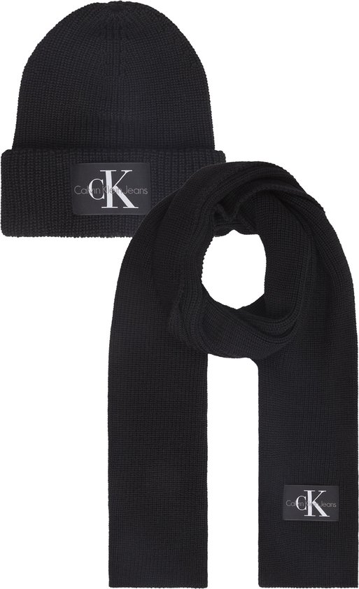 CALVIN KLEIN JEANS giftbox muts + sjaal met logo zwart
