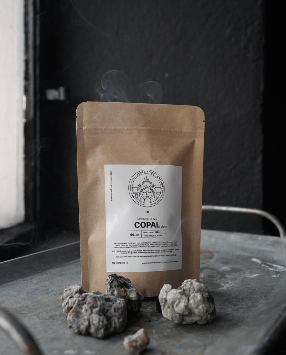 Super Food Ceremony - 100% resin BLACK COPAL - Rechtstreeks uit Peru - Wierookhars Copal black - holistic support - 50g