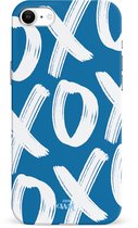 xoxo Wildhearts Can't Talk Now Blue - Single Layer hoesje - Blauw hoesje geschikt voor iPhone SE 2022 / SE 2020 / 8 / 7 - Beschermhoesje case geschikt voor iPhone SE 2022 / SE 2020 hoesje blauw - Tekst blauw - wit