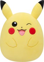 Pokémon - Squishmallow Vague 3 - Peluche moyenne Pikachu Clin d'Oeil 25cm