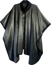 Alpaca D'Luxe Poncho - Middelgrijs - Poncho van alpacawol - Handgemaakte poncho - Zacht en van Kwaliteit - Luxe cadeau - Dames - Heren - Mode - Poncho - Grijs - Grey - Warm - Comfortabel - Cadeau - Gift - Sintcadeaus - Kerstpakket - Kerstcadeau