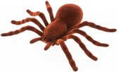 Chaks nep spin 18 cm - bruin - velvet/fluweel tarantula - Horror/griezel thema decoratie beestjes