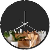 Skyline Klok Rond Steenwijk Spiegel - Ø 44 cm - Stil uurwerk - Wanddecoratie - Meer steden beschikbaar - Woonkamer idee - Woondecoratie - City Art - Steden kunst - Cadeau voor hem - Cadeau voor haar - Jubileum - Trouwerij - Housewarming -