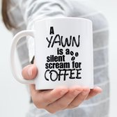 Beker - Mok - A yawn is a silent scream for coffee - Grappige cadeaus - Cadeau voor man - Kado vrouw - Valentijn cadeautje voor haar - Mokken en bekers - Verjaardag cadeau - Koffiekopjes - Mok met tekst