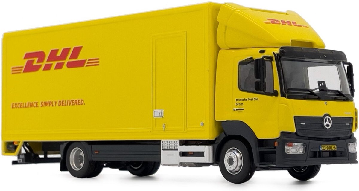 MarGe Models Mercedes-Benz Atego truck DHL, schaal 1 op 50